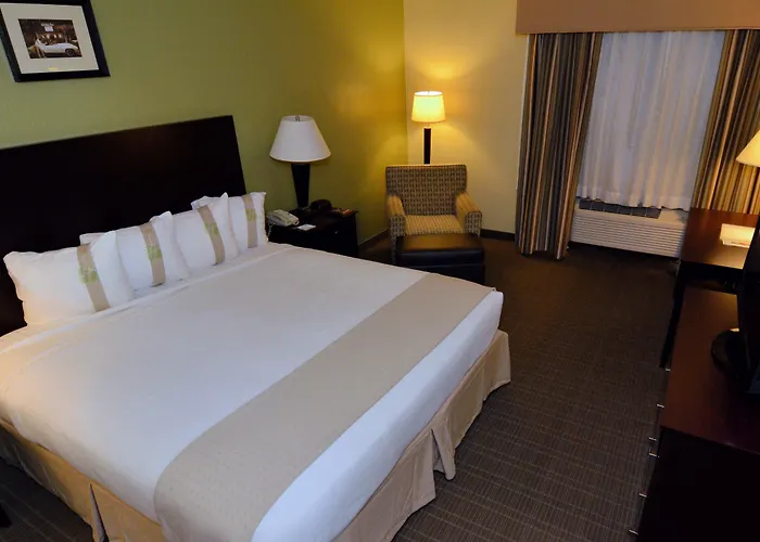 Holiday Inn - Fort Myers - Downtown Area By Ihg